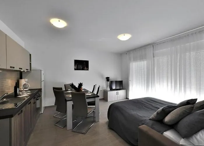 Appartement With Parking Space Zadar - 24099 Zadar