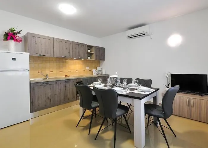 With Parking Space Zadar - 24099 Appartement Zadar